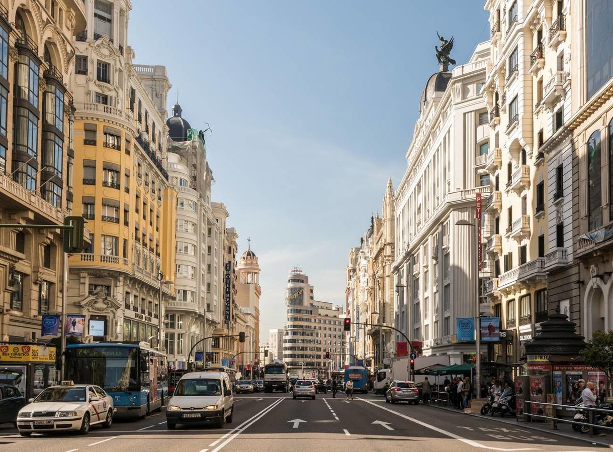 M&F Gran Via 3 Hab Lejlighed Madrid Eksteriør billede